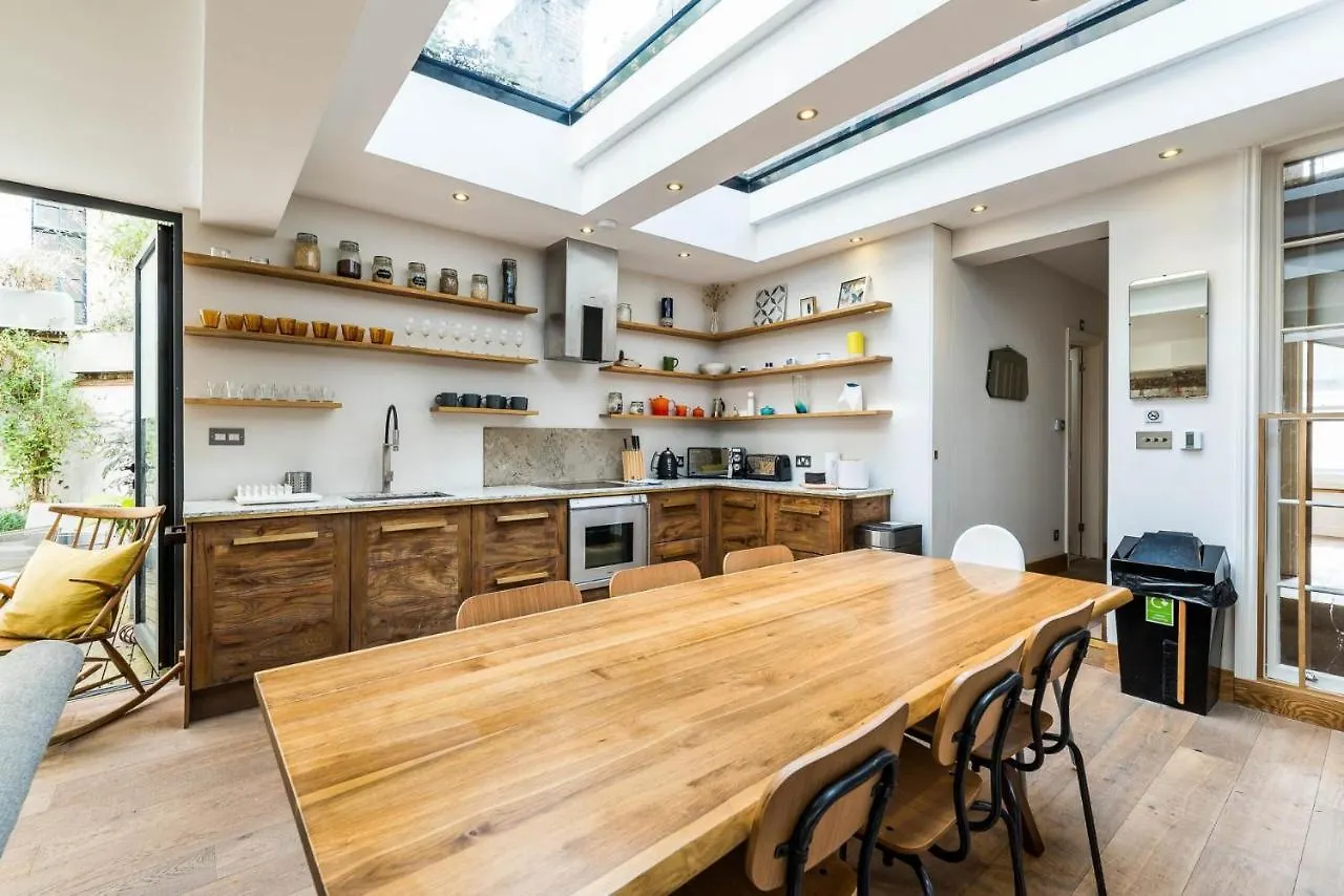 Stunning 3Bd Flat Shoreditch With Hidden Garden London 0*,  United Kingdom